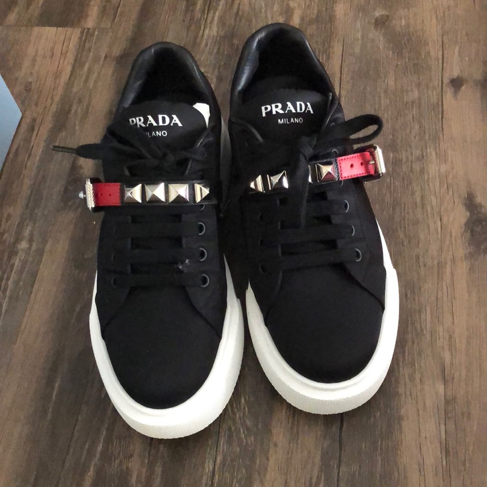 Prada Milano sneaker